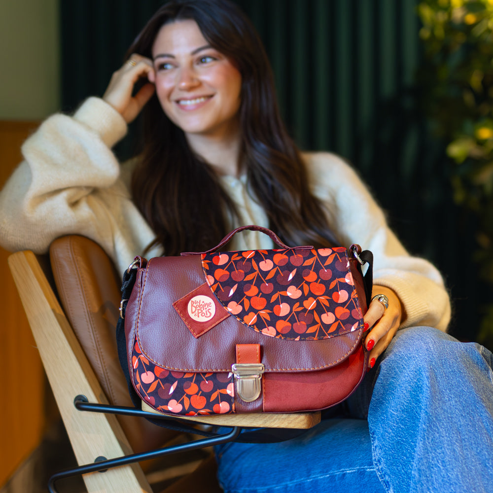 Sac rouge Bordeaux en cuir à bandoulière Cerise - Cuirs Ney