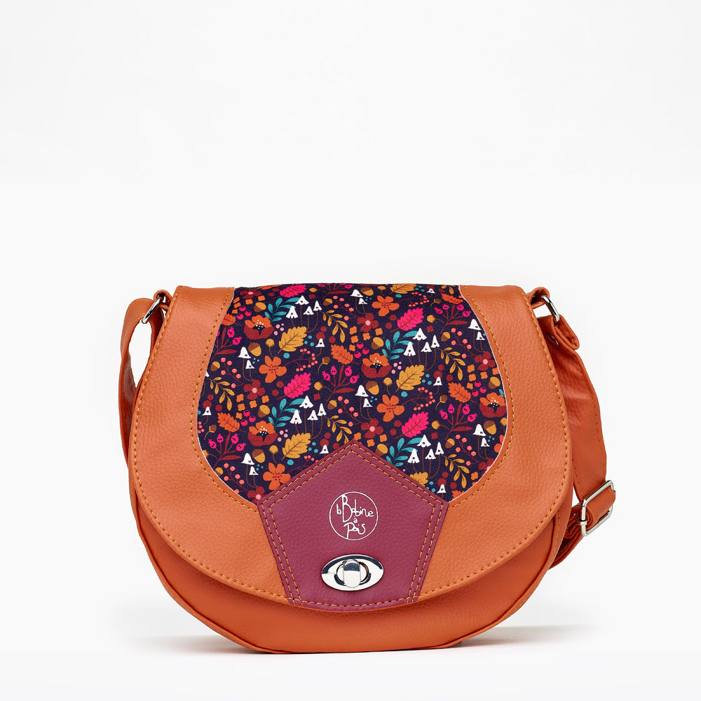 
                      
                        LOOMA Boogie Bag
                      
                    