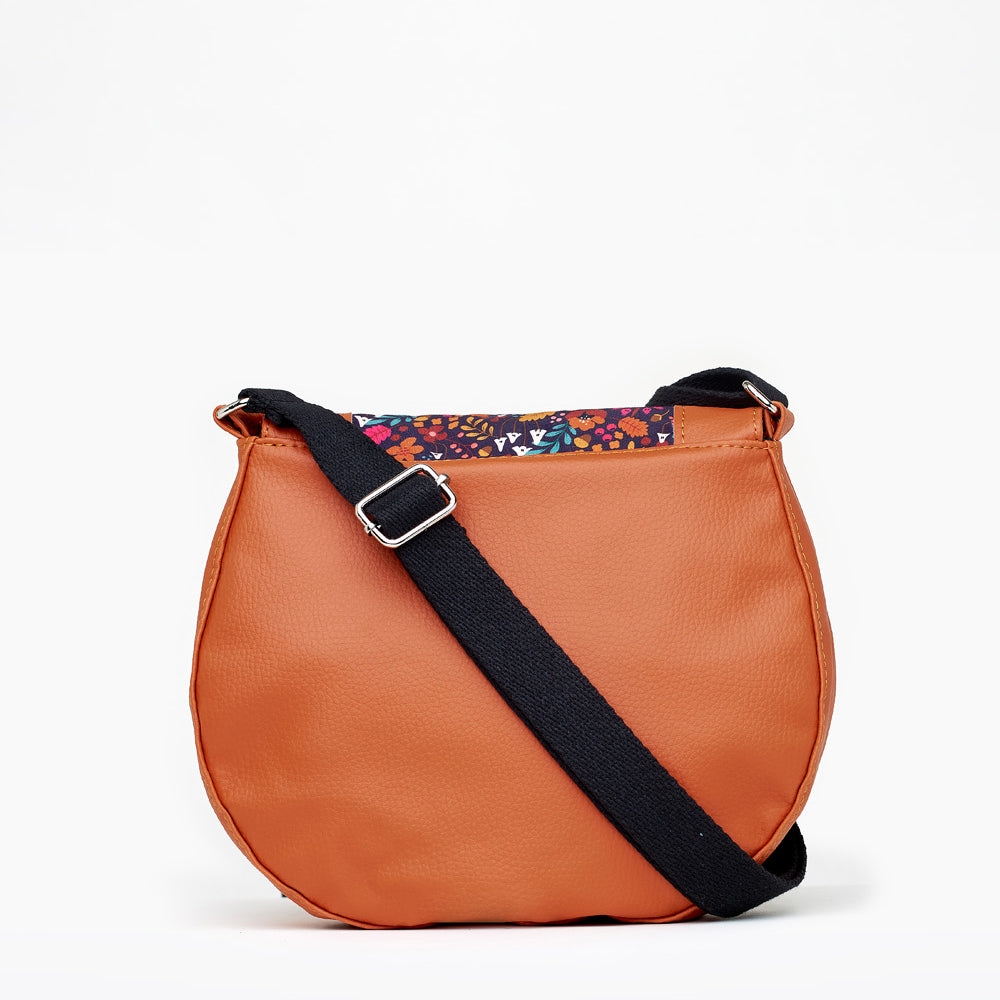 
                      
                        LOOMA Boogie Bag
                      
                    