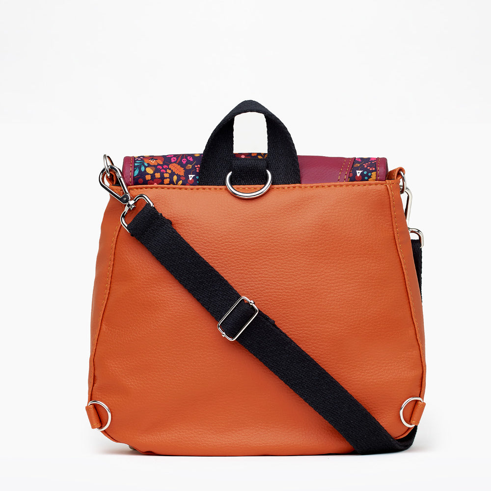 
                      
                        Roomi LOOMA convertible bag 
                      
                    