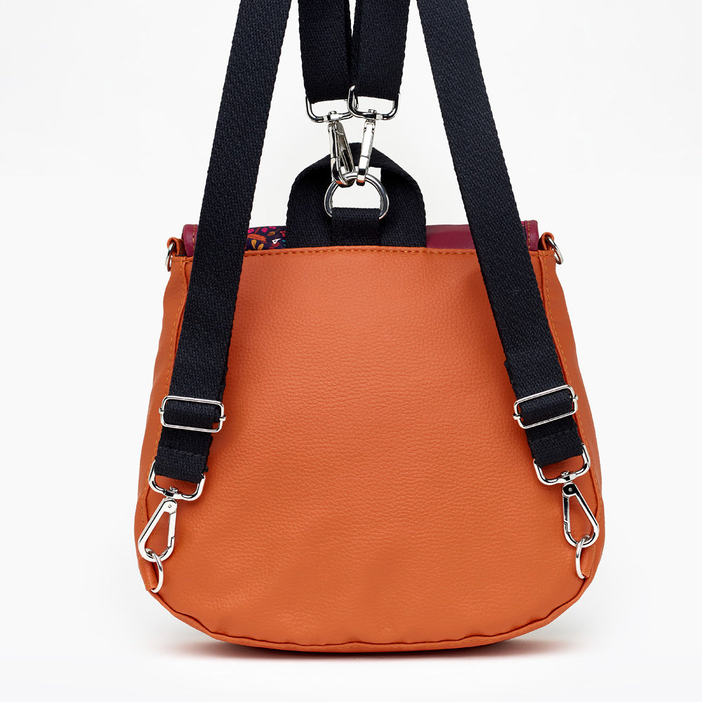 
                      
                        Roomi LOOMA convertible bag 
                      
                    