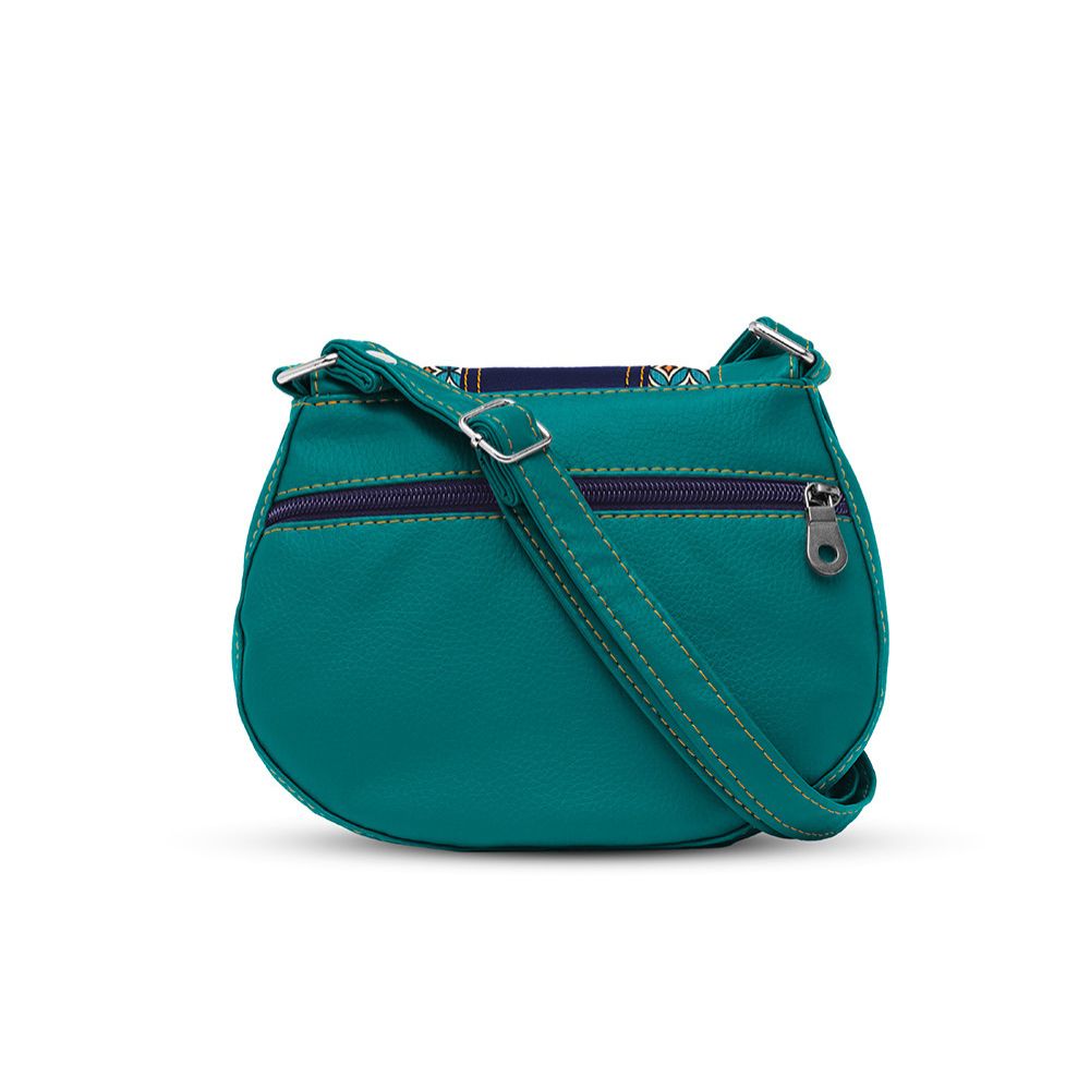 
                      
                        Petit sac bandoulière Minus BORA
                      
                    