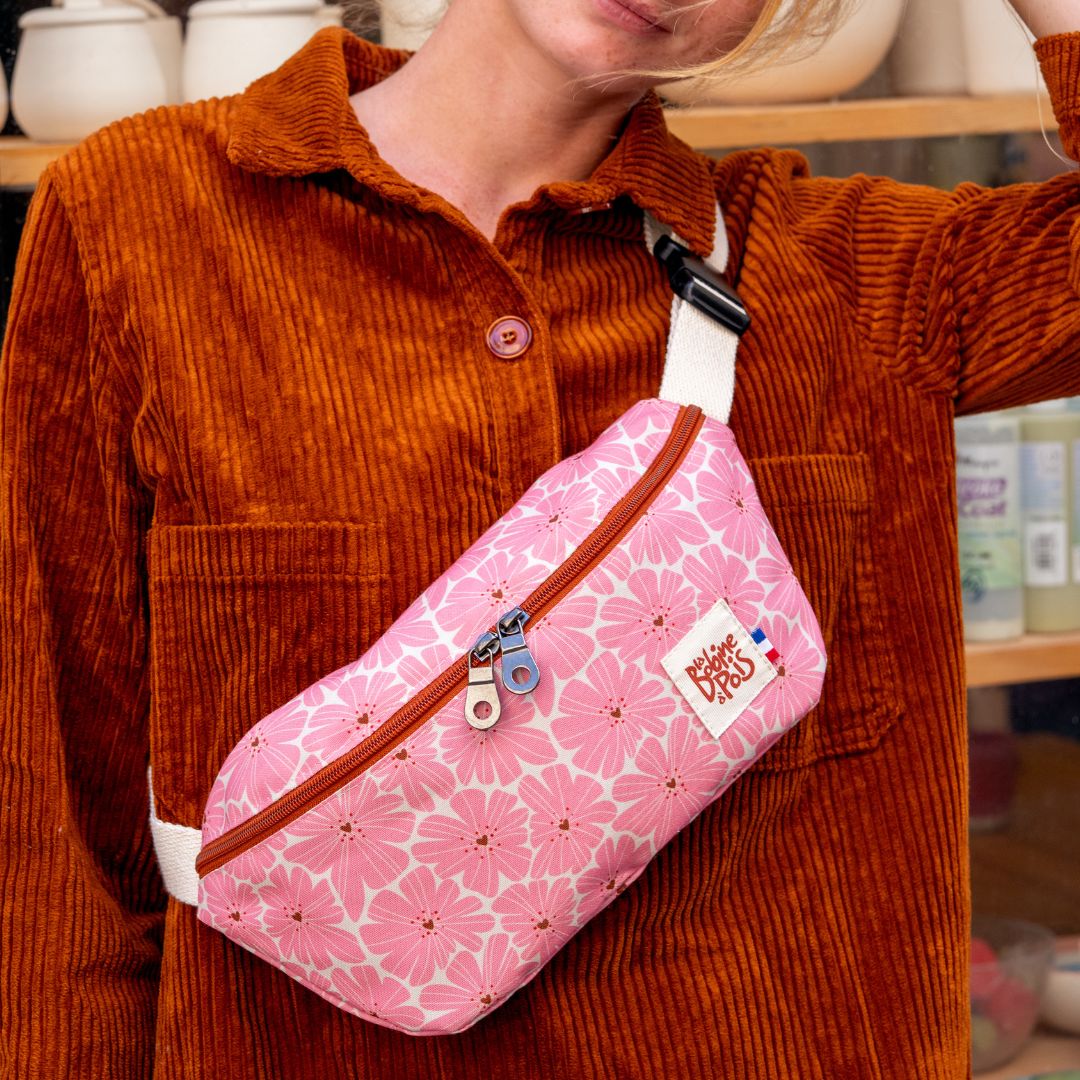 
                      
                        Sac Banane OCTOBRE
                      
                    