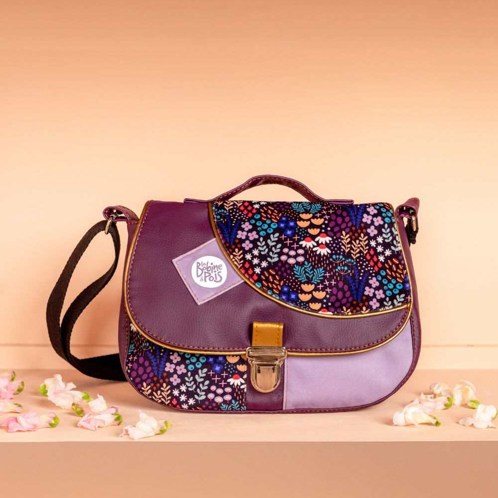 sac besace à bandoulière Maximini’Z Willow prune en velours français à motif floral violet