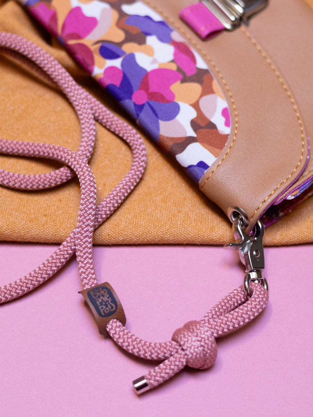 
                      
                        Pochette Compagnon ROSY
                      
                    