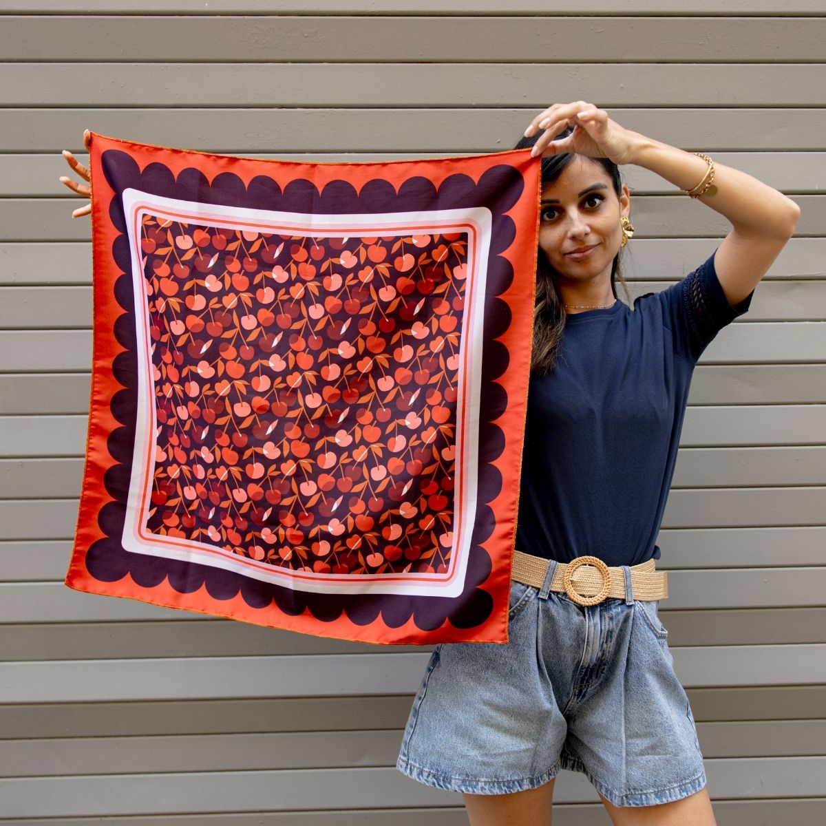 
                      
                        Foulard GRIOTTE
                      
                    