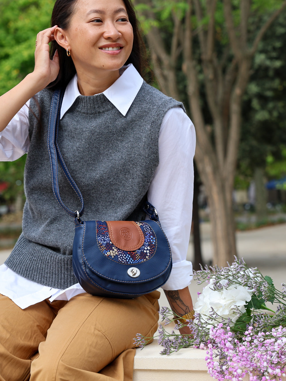 
                      
                        Petit sac bandoulière Minus LISON
                      
                    