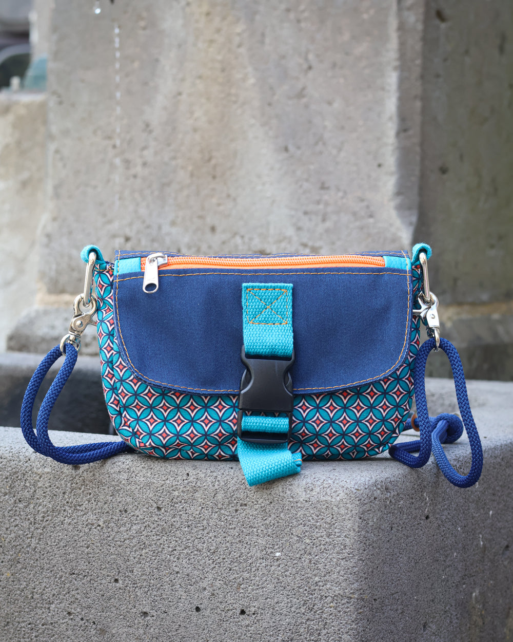 Petit sac bandoulière Pixie BORA