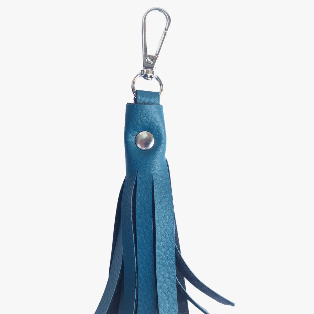 Porte-clé pompon bleu pétrole