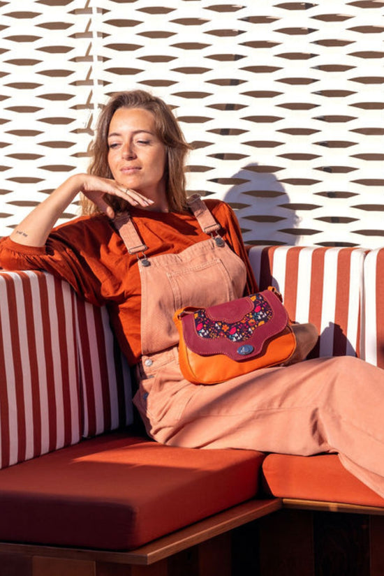 Load image into Gallery viewer, petit sac bandouliere orange melo collection looma
