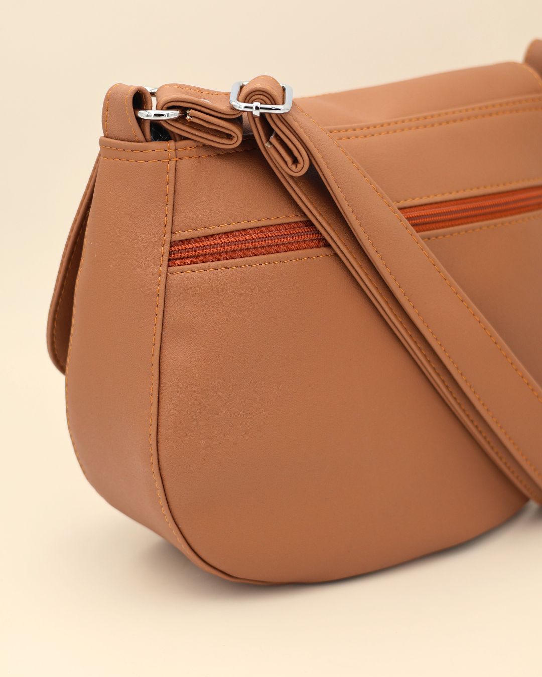 
                      
                        Sac besace Loopie ROSY
                      
                    