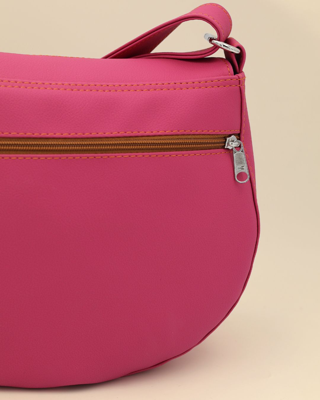 
                      
                        Sac besace Loopie ROSY
                      
                    